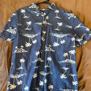 Old Navy Blue and White Casual Button Down Shirt
